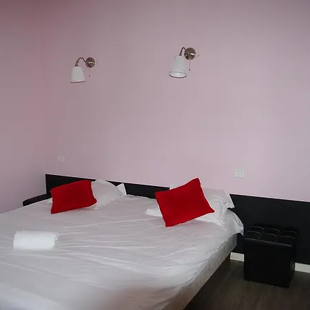 Des Voyageurs Hotel *