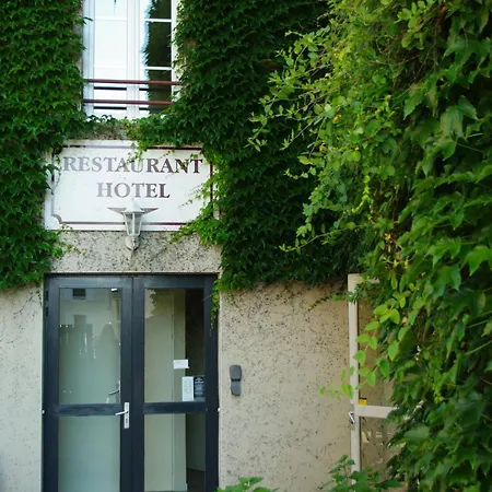 Des Voyageurs Chef-Boutonne