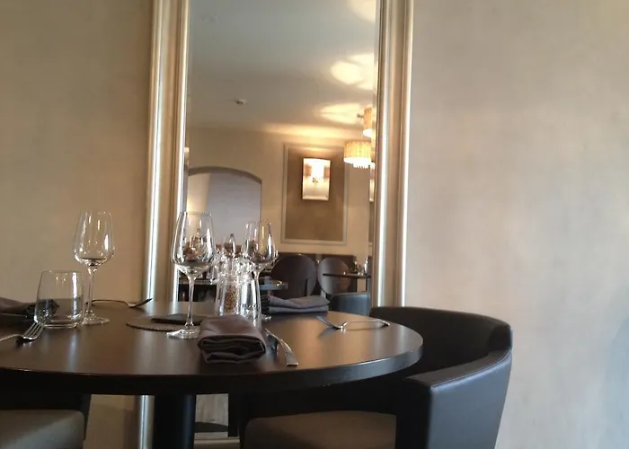 Des Voyageurs Chef-Boutonne