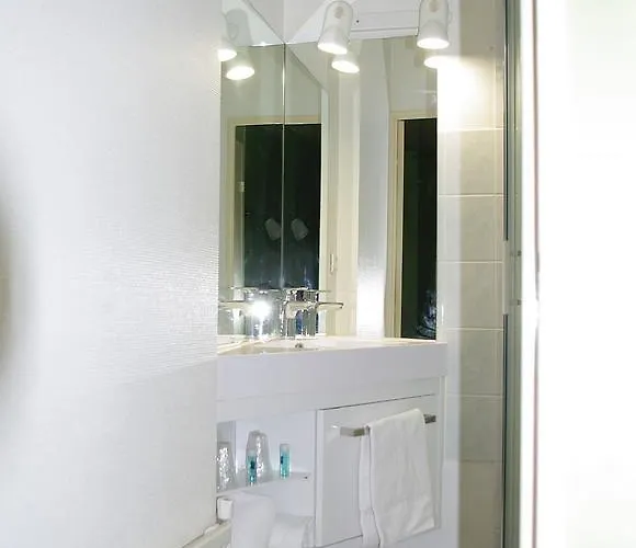 Des Voyageurs Chef-Boutonne