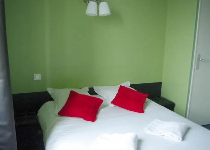 Hotel Des Voyageurs Chef-Boutonne